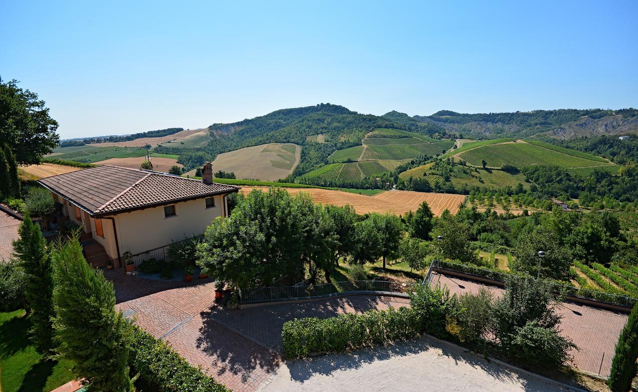 Locanda Gli Ulivi Monteveglio Exterior photo